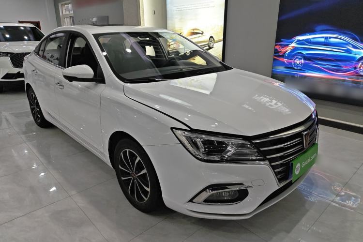 Used Roewe i5 2020 1.5L Automatic 4G Connect Luxury Flagship Edition Front Right 45 Deg