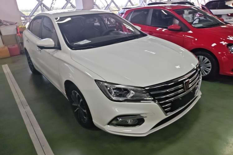 Used Roewe i5 2020 1.5L Automatic 4G Connect Luxury Flagship Edition Front Right 45 Deg