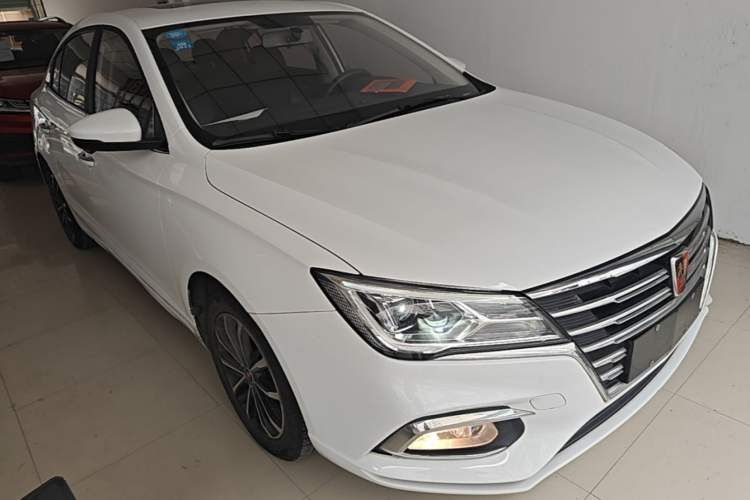 Used Roewe i5 2020 1.5L Automatic 4G Connect Luxury Flagship Edition Front Right 45 Deg