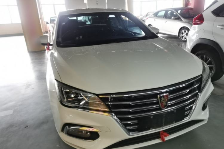 Used Roewe i5 2020 1.5L Automatic 4G Connect Luxury Flagship Edition Front Right 45 Deg