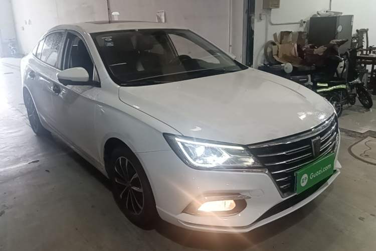 Used Roewe i5 2020 1.5L Automatic 4G Connect Luxury Flagship Edition Front Right 45 Deg