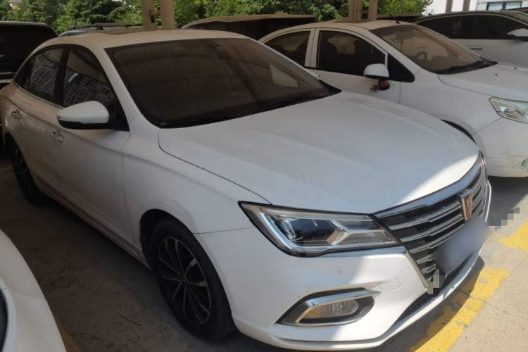 Used Roewe i5 2020 1.5L Manual 4G Connect Leehao Flagship Edition Front Right 45 Deg