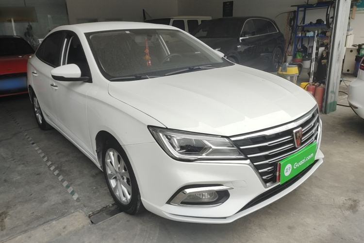 Used Roewe i5 2020 1.5L Manual 4G Connect Luxury Edition Front Right 45 Deg