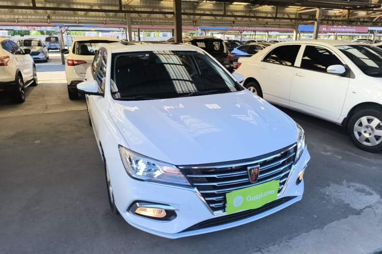 Used Roewe i5 2020 1.5L Automatic 4G Connected Linghao Edition Front Right 45 Deg
