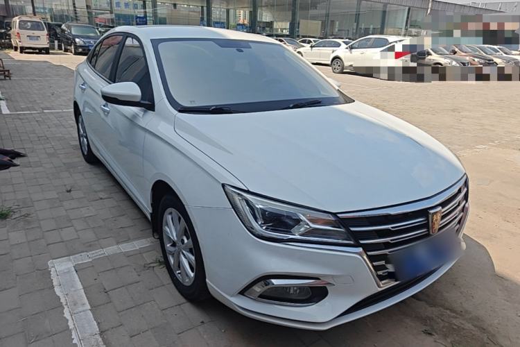 Used Roewe i5 2020 1.5L Manual 4G Connect Luxury Edition Front Right 45 Deg