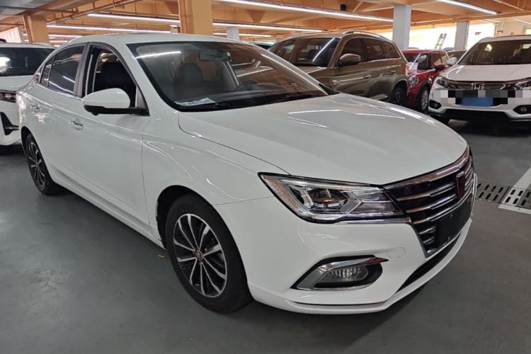 Used Roewe i5 2020 1.5L Automatic 4G Connect Luxury Flagship Edition Front Right 45 Deg