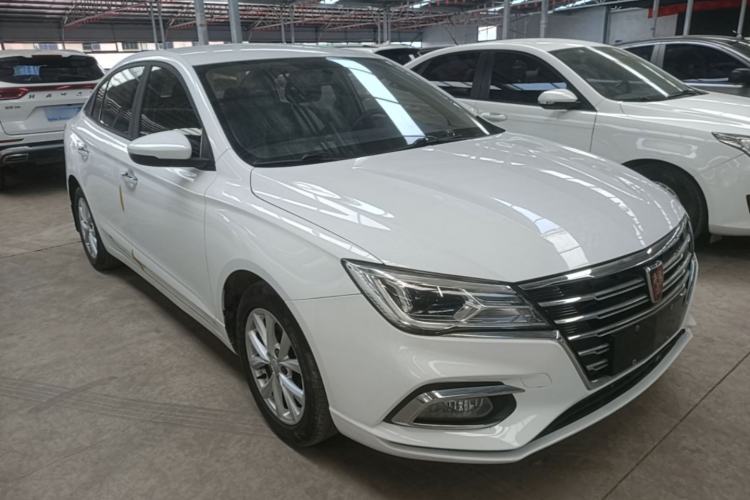 Used Roewe i5 2020 1.5L Manual 4G Connect Luxury Edition Front Right 45 Deg