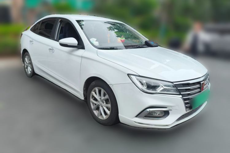 Used Roewe i5 2020 1.5L Manual 4G Connect Luxury Edition Front Right 45 Deg