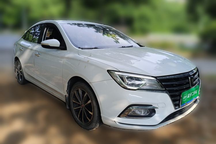 Used Roewe i5 2020 1.5L Manual 4G Connect Leehao Flagship Edition Front Right 45 Deg