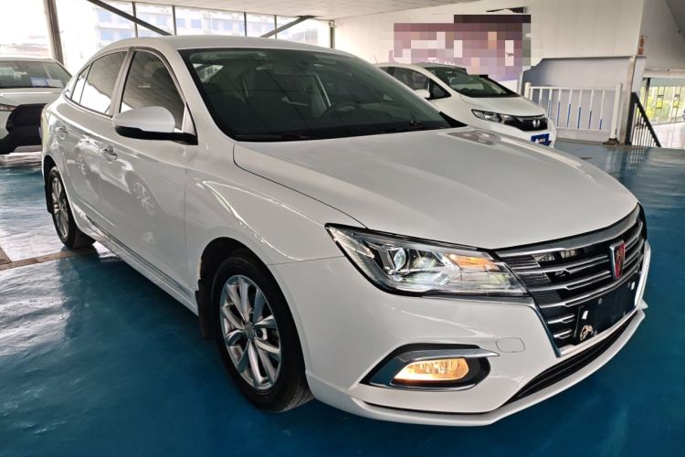 Used Roewe i5 2020 1.5L Manual 4G Connect Luxury Edition Front Right 45 Deg