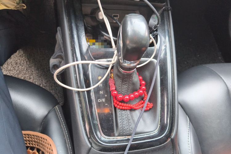 Used Roewe i5 2020 1.5L Automatic 4G Connect Luxury Flagship Edition Gear Lever
