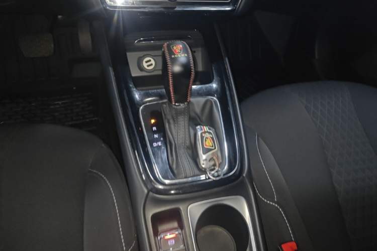 Used Roewe i5 2020 1.5L Automatic 4G Connected Linghao Edition Gear Lever