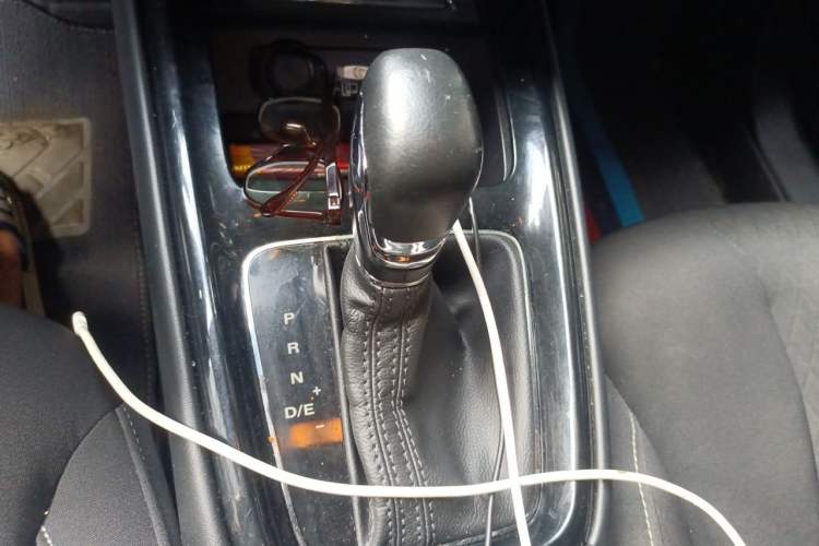 Used Roewe i5 2020 1.5L Automatic 4G Connected Linghao Edition Gear Lever
