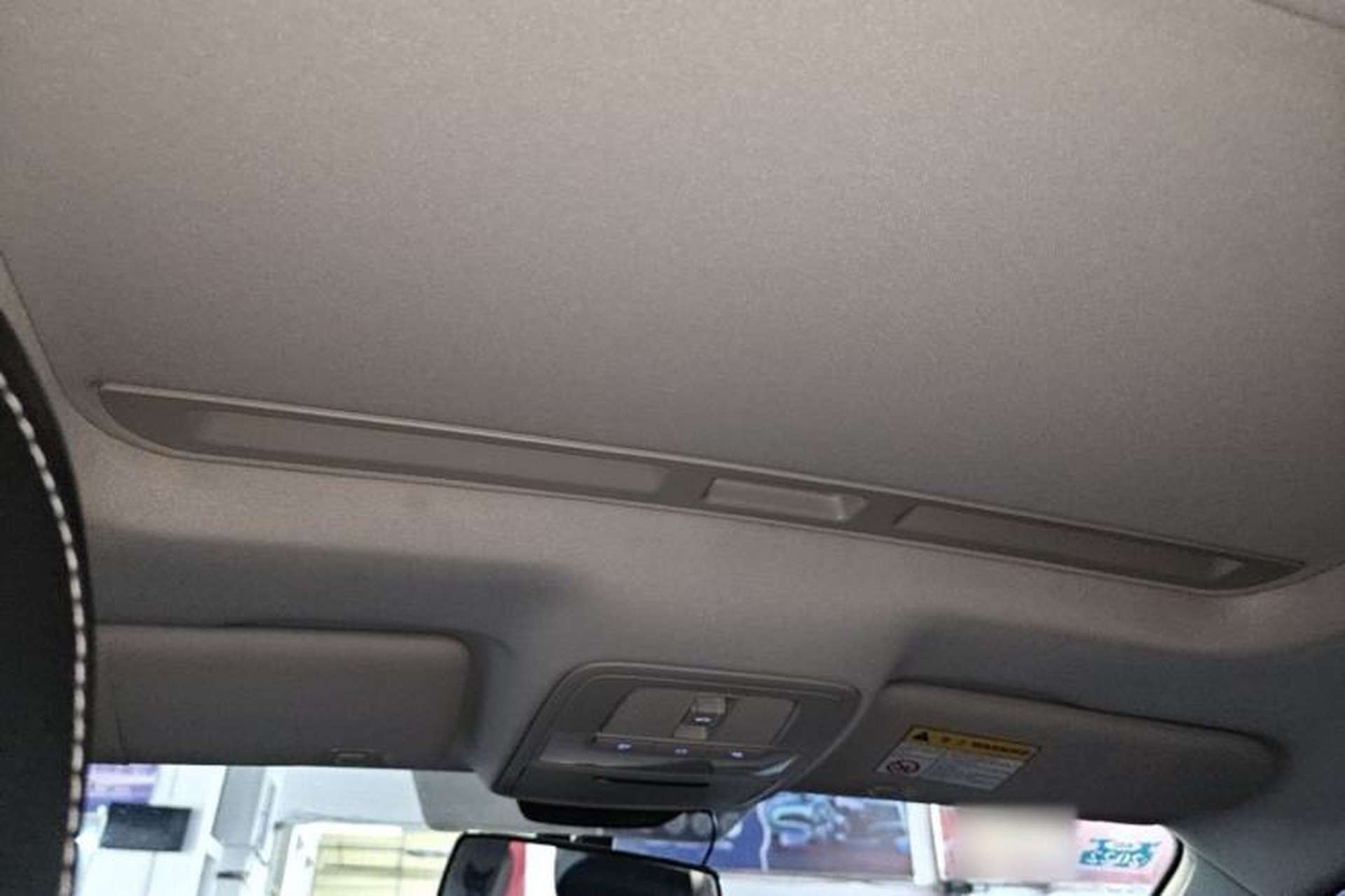 Used Roewe i5 2020 1.5L Automatic 4G Connect Luxury Flagship Edition Headliner