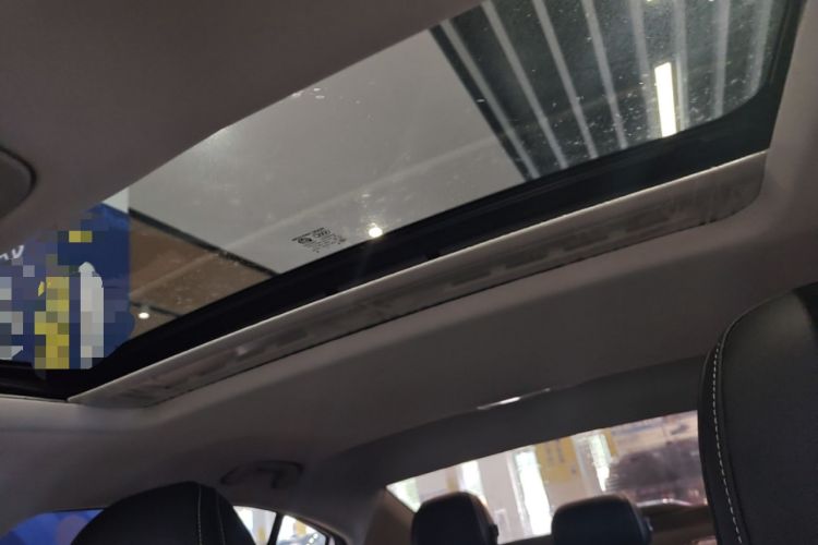 Used Roewe i5 2020 1.5L Automatic 4G Connect Luxury Flagship Edition Headliner