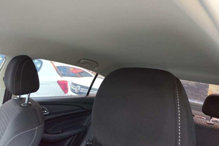 Used Roewe i5 2020 1.5L Manual 4G Connect Luxury Edition Headliner
