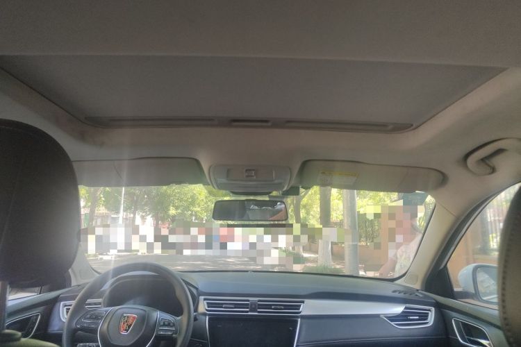 Used Roewe i5 2020 1.5L Automatic 4G Connect Luxury Flagship Edition Headliner