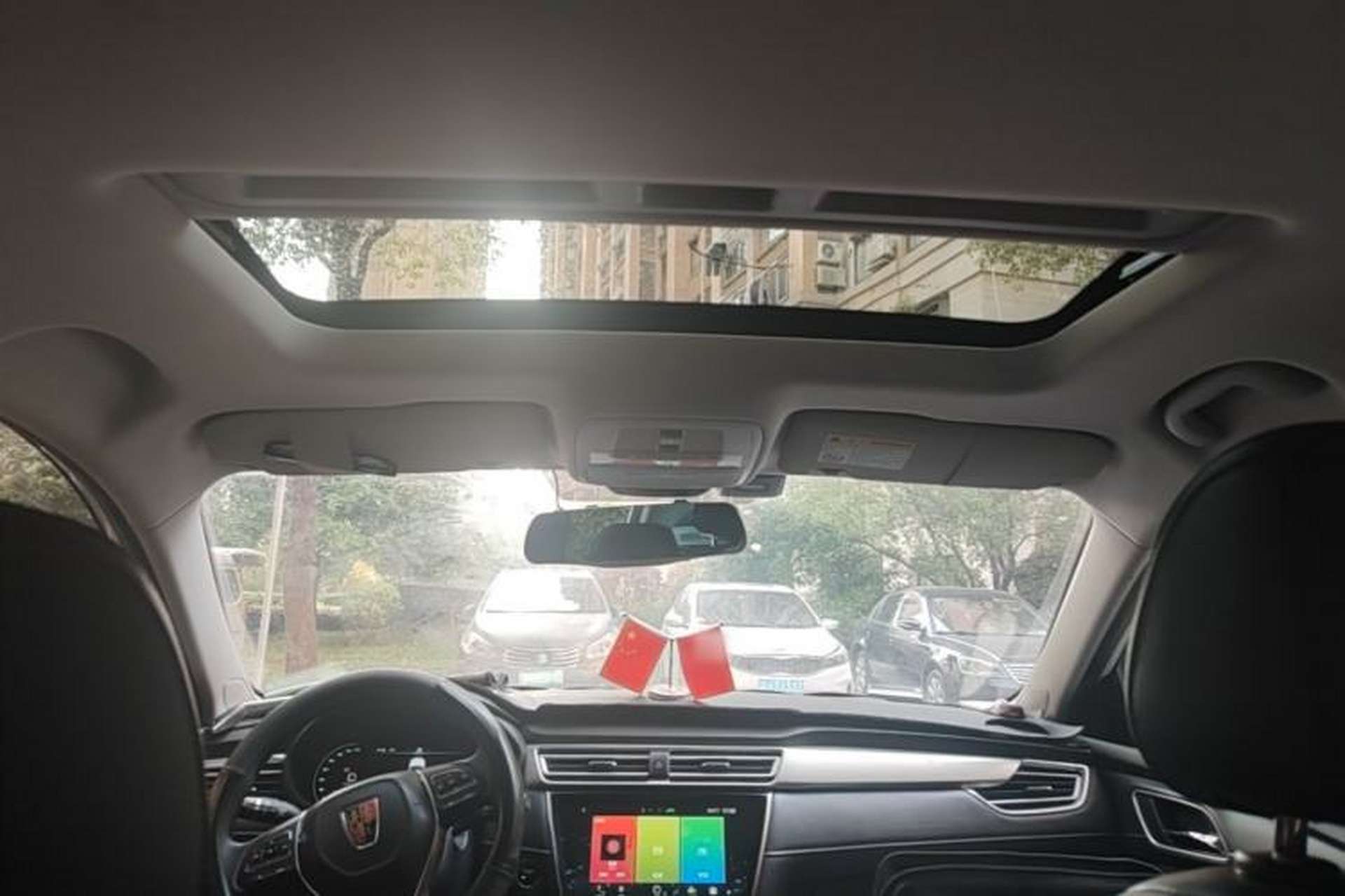 Used Roewe i5 2020 1.5L Automatic 4G Connect Luxury Flagship Edition Headliner