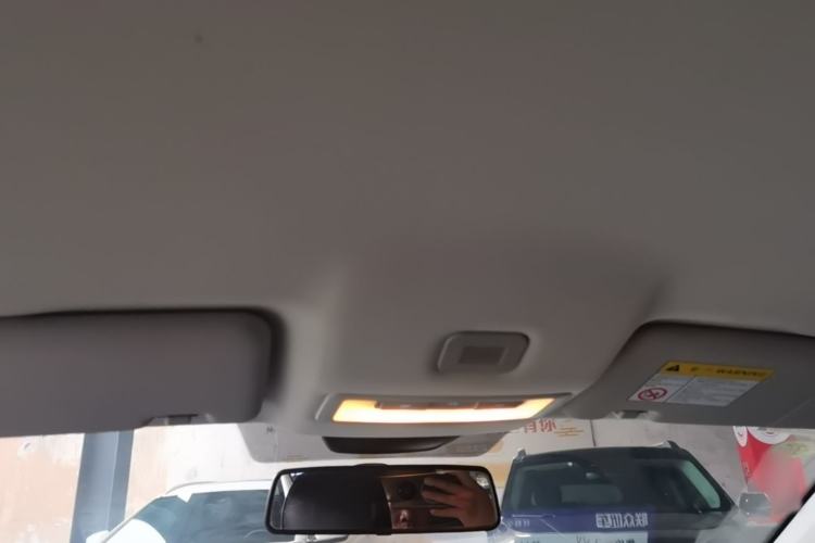 Used Roewe i5 2020 1.5L Manual 4G Connect Luxury Edition Headliner