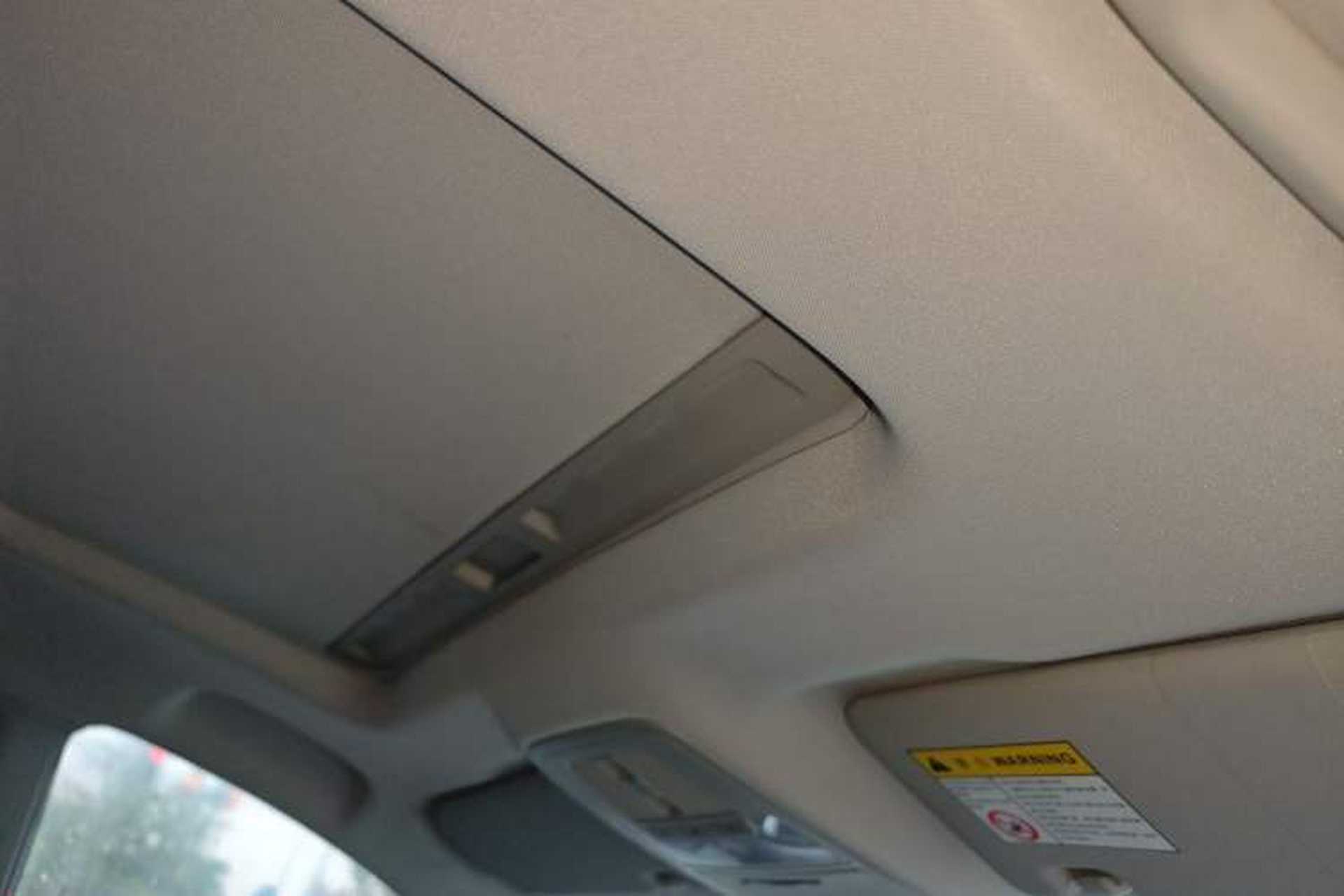 Used Roewe i5 2020 1.5L Automatic 4G Connect Luxury Flagship Edition Headliner