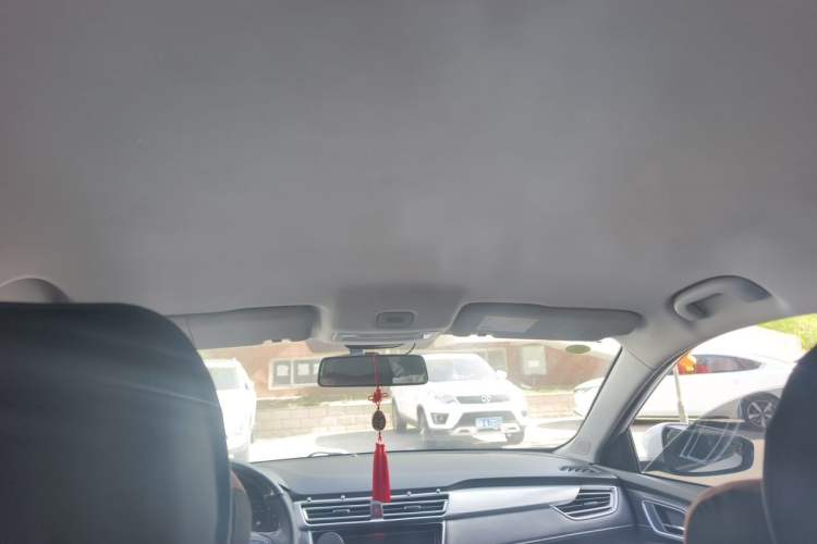 Used Roewe i5 2020 1.5L Manual 4G Connect Luxury Edition Headliner
