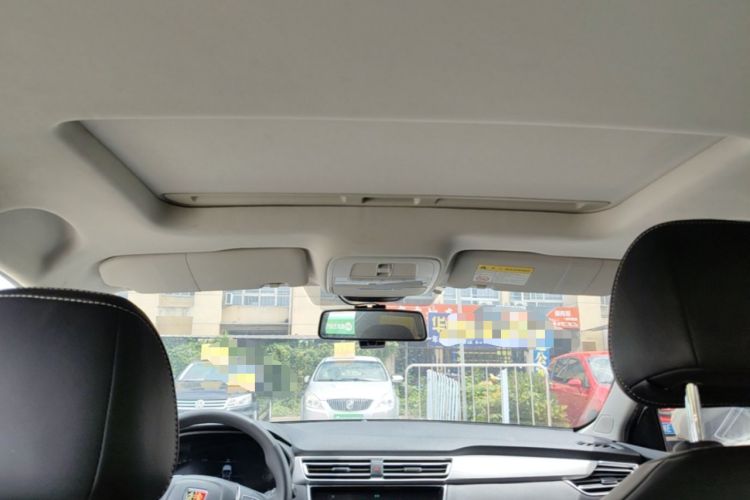 Used Roewe i5 2020 1.5L Automatic 4G Connect Luxury Flagship Edition Headliner