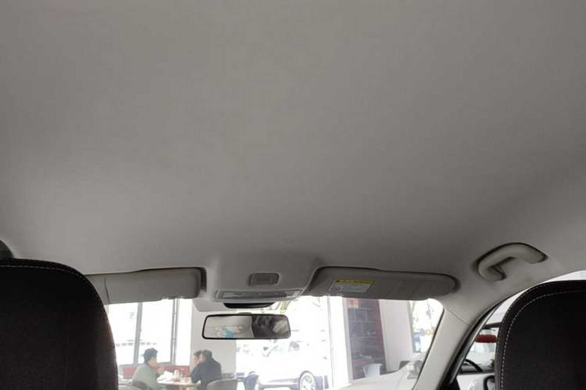 Used Roewe i5 2020 1.5L Manual 4G Connect Luxury Edition Headliner