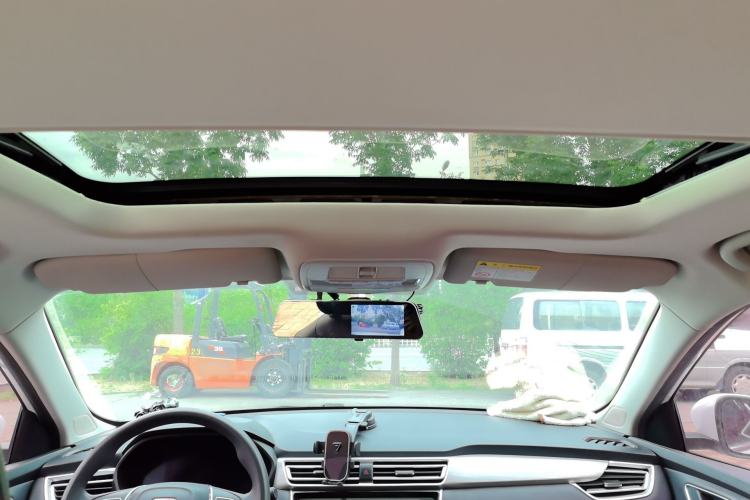 Used Roewe i5 2020 1.5L Automatic 4G Connect Luxury Flagship Edition Headliner