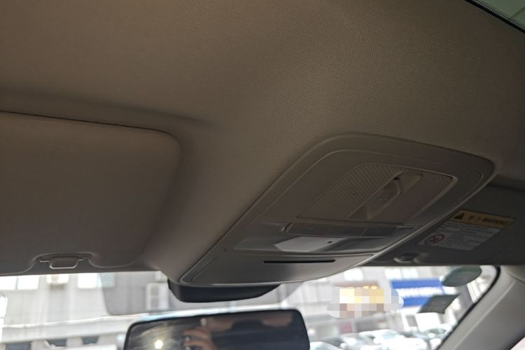 Used Roewe i5 2020 1.5L Automatic 4G Connect Luxury Flagship Edition Headliner