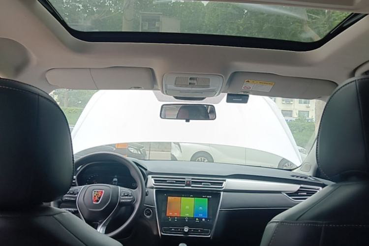 Used Roewe i5 2020 1.5L Automatic 4G Connect Luxury Flagship Edition Headliner