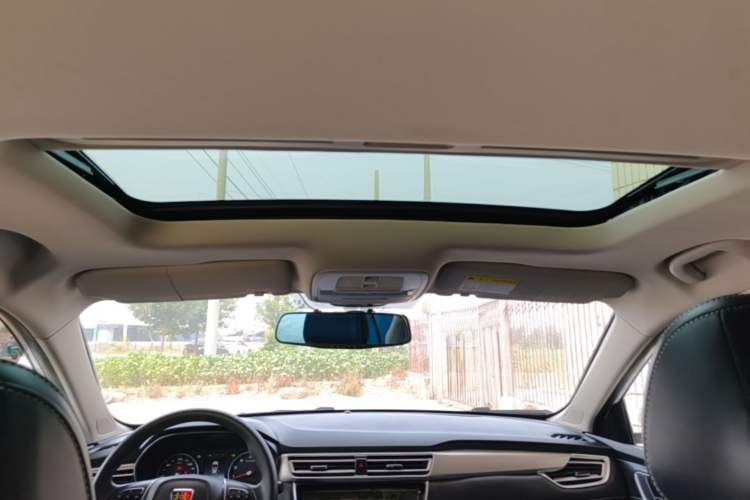 Used Roewe i5 2020 1.5L Manual 4G Connect Leehao Flagship Edition Headliner