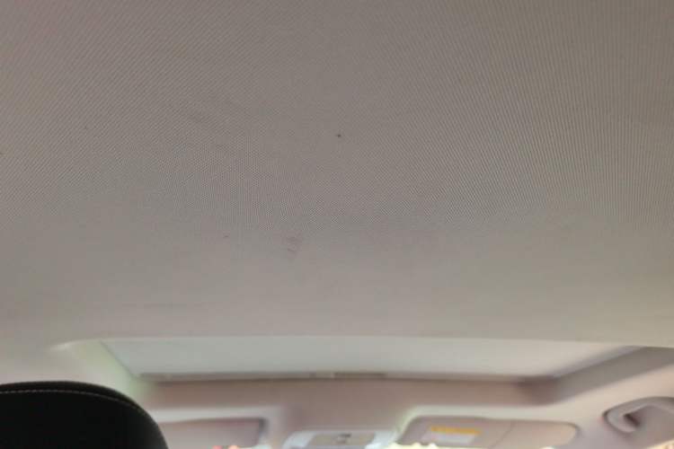 Used Roewe i5 2020 1.5L Automatic 4G Connected Linghao Edition Headliner