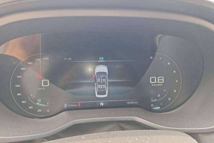 Used Roewe i5 2020 1.5L Automatic 4G Connect Luxury Flagship Edition Instrument Cluster