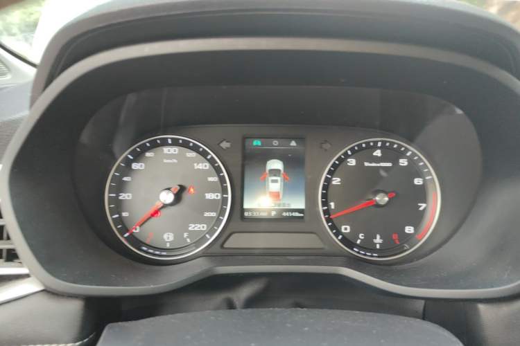 Used Roewe i5 2020 1.5L Automatic 4G Connected Linghao Edition Instrument Cluster
