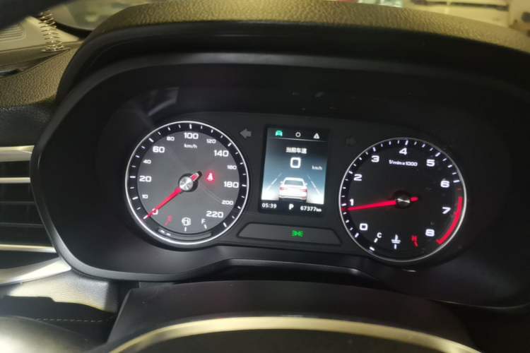 Used Roewe i5 2020 1.5L Automatic 4G Connected Linghao Edition Instrument Cluster