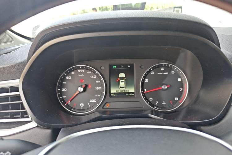 Used Roewe i5 2020 1.5L Manual 4G Connect Leehao Flagship Edition Instrument Cluster