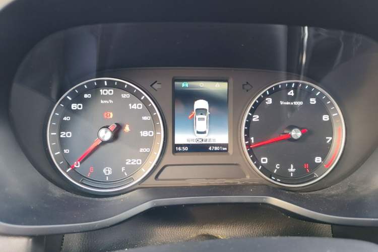 Used Roewe i5 2020 1.5L Manual 4G Connect Leehao Flagship Edition Instrument Cluster