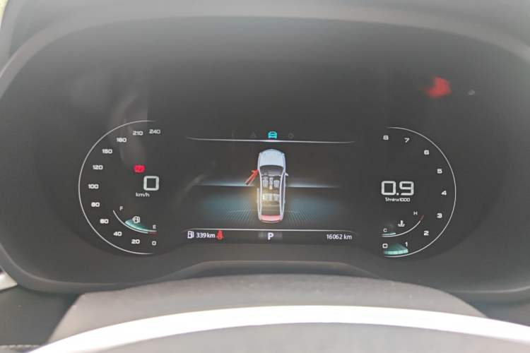 Used Roewe i5 2020 1.5L Automatic 4G Connect Luxury Flagship Edition Instrument Cluster