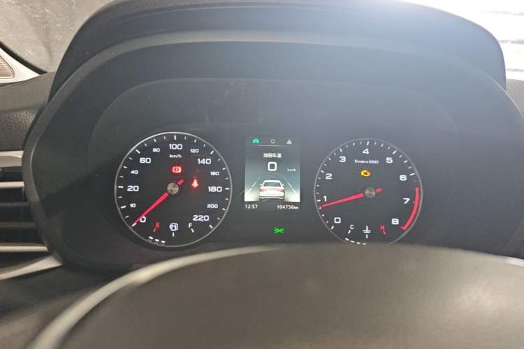 Used Roewe i5 2020 1.5L Manual 4G Connect Luxury Edition Instrument Cluster