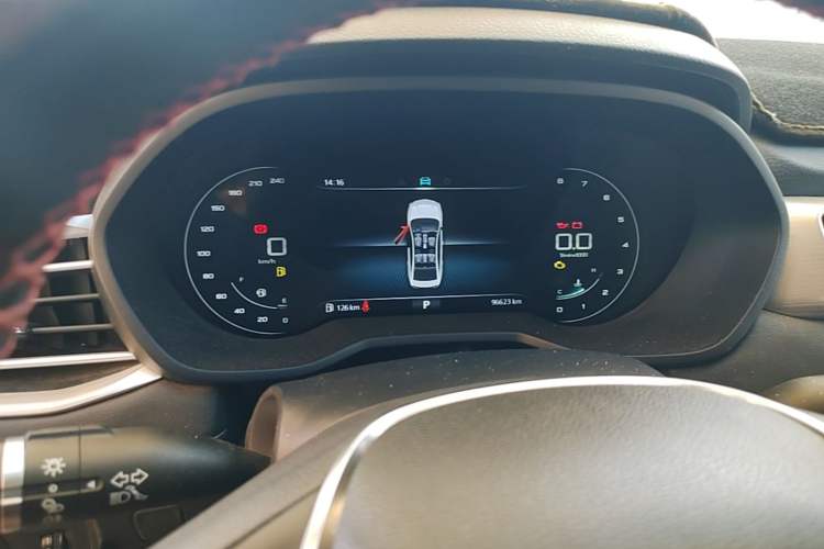 Used Roewe i5 2020 1.5L Automatic 4G Connect Luxury Flagship Edition Instrument Cluster