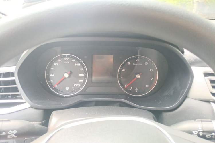 Used Roewe i5 2020 1.5L Automatic 4G Connected Linghao Edition Instrument Cluster