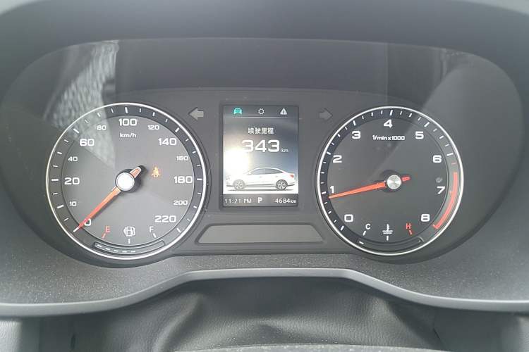 Used Roewe i5 2020 1.5L Automatic 4G Connected Linghao Edition Instrument Cluster