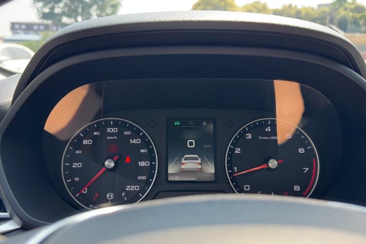 Used Roewe i5 2020 1.5L Manual 4G Connect Leehao Flagship Edition Instrument Cluster