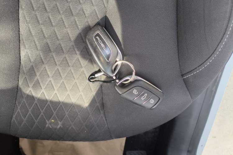 Used Roewe i5 2020 1.5L Automatic 4G Connected Linghao Edition Interior 1