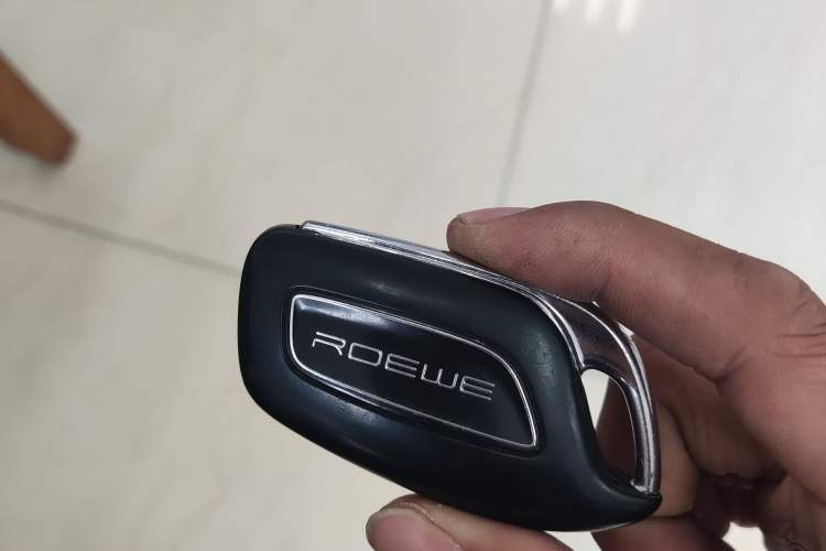 Used Roewe i5 2020 1.5L Automatic 4G Connect Luxury Flagship Edition Interior 1