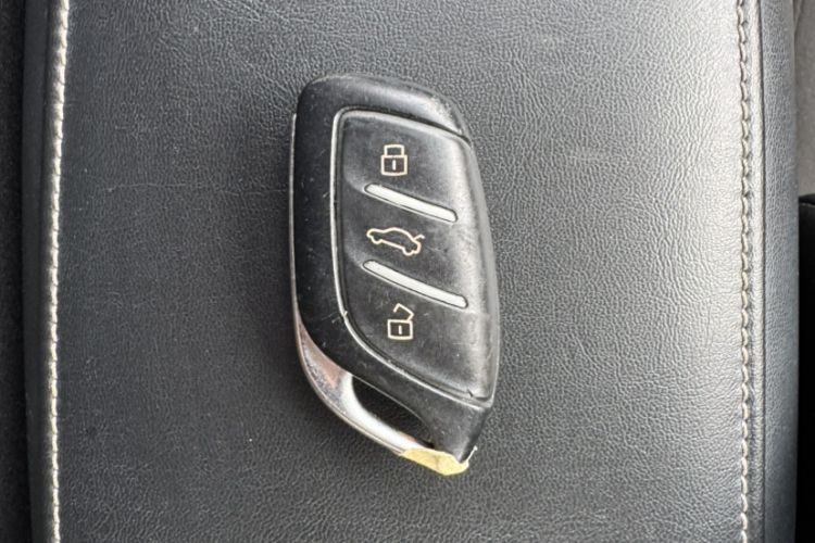 Used Roewe i5 2020 1.5L Manual 4G Connect Luxury Edition Interior 3