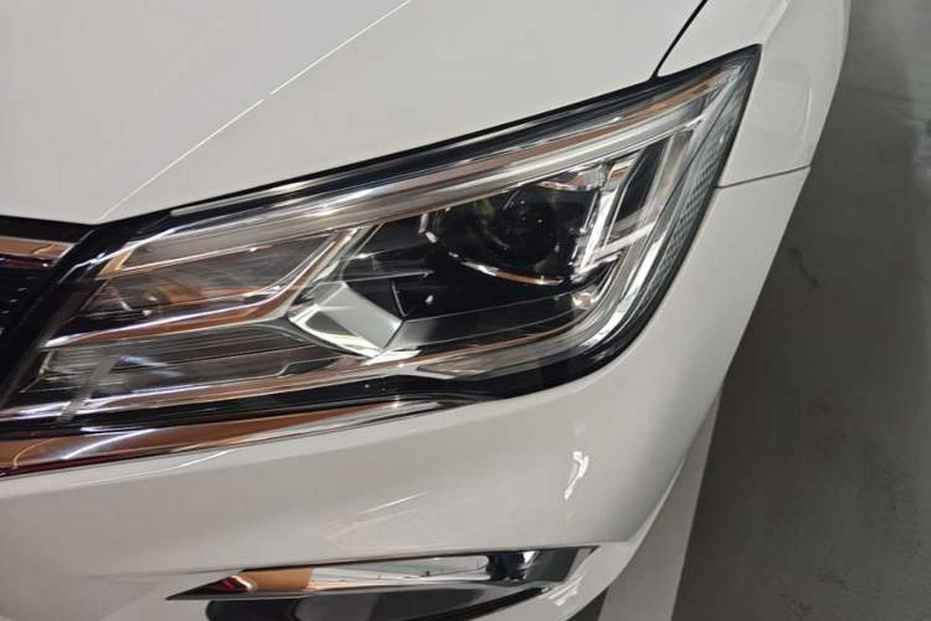 Used Roewe i5 2020 1.5L Automatic 4G Connect Luxury Flagship Edition Left Front Headlight