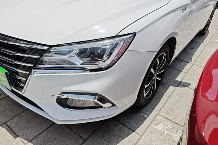 Used Roewe i5 2020 1.5L Automatic 4G Connect Luxury Flagship Edition Left Front Headlight