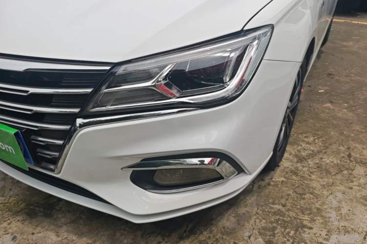 Used Roewe i5 2020 1.5L Automatic 4G Connect Luxury Flagship Edition Left Front Headlight