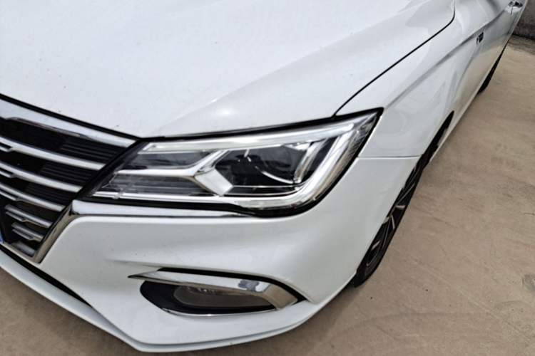 Used Roewe i5 2020 1.5L Automatic 4G Connect Luxury Flagship Edition Left Front Headlight